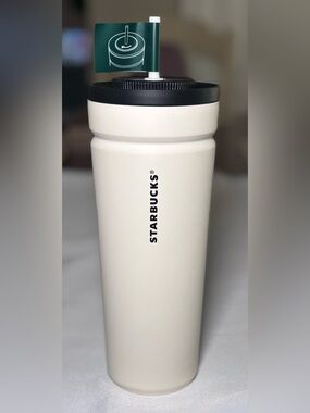Starbucks Vacuum Insulated Cold Cup Tumbler Twist  Matte Cream 24oz